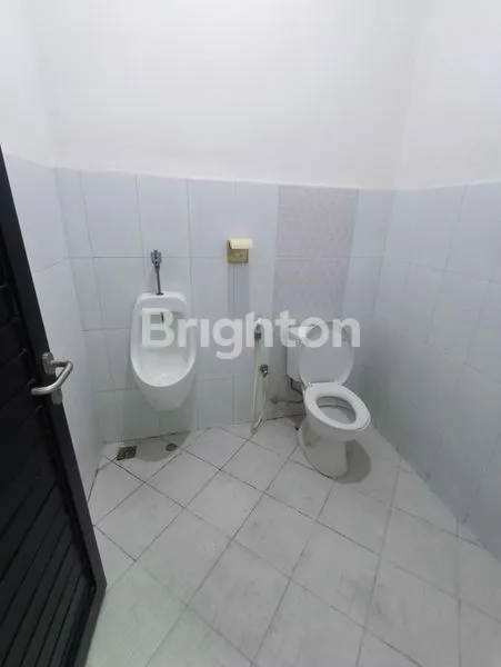 image DISEWAKAN GEDUNG 2,5 LT RAYA KENJERAN COCOK UTK OFFICE, BANK, CAFE DLL (5)