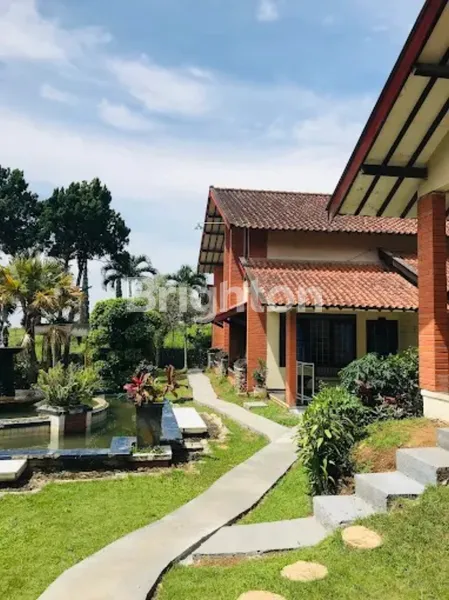 image HOTEL DAN COTTAGES AREA TRAWAS SANGAT STRATEGIS NOL JALAN, DEKAT DENGAN CIMORY LAND DAN RESTO (5)