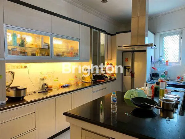 image RUMAH MEWAH LOKASI PREMIUM JARANG ADA KAVLING POLRI JELAMBAR GROGOL PETAMBURAN JAKARTA BARAT (4)