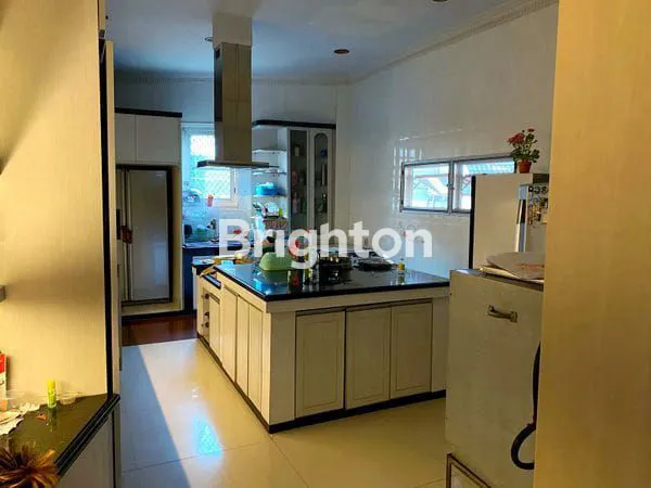 image RUMAH MEWAH LOKASI PREMIUM JARANG ADA KAVLING POLRI JELAMBAR GROGOL PETAMBURAN JAKARTA BARAT (7)