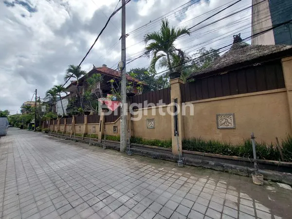 image VILLA FULLY FURNISHED 3KT DI DENPASAR UTARA (5)