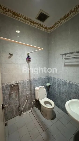 image RUMAH 2 LANTAI LOKASI STRATEGIS DI ALAM SUTERA  (5)