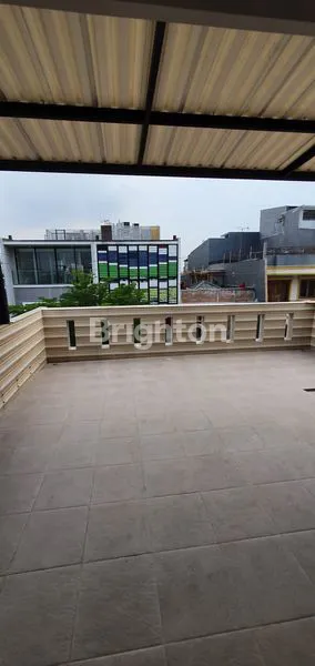 image DIJUAL RUMAH MEWAH DI SUNTER BISMA (6)