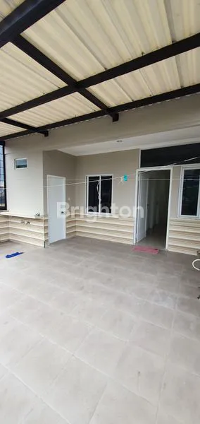 image DIJUAL RUMAH MEWAH DI SUNTER BISMA (2)