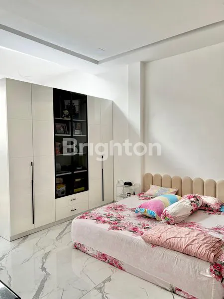 image RUMAH KOMPLEK RIVER VALLLEY JLN BUNGA RAMPE IV . SIMALINGKAR  (3)