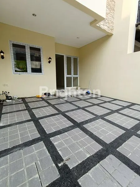 image RUMAH BARU MINIMALIS  3 LANTAI  JL MANGGA DEKAT TANJUNG DUREN, BEBAS BANJIR (2)