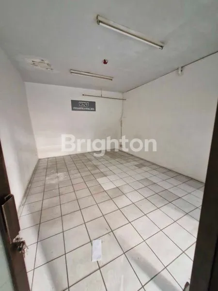 KIOS STRATEGIS DAN SIAP PAKAI DI APARTEMEN LAGUNA PLUIT JAKARTA UTARA