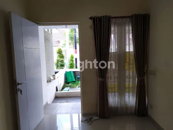 image RUMAH GRAND DELTASARI, SIDOARJO DEKAT PUSAT KULINER (7)