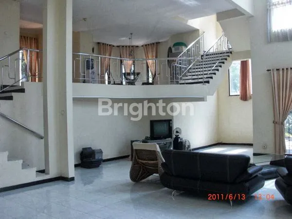 image VILLA TAMAN DAYU PANDAAN (6)