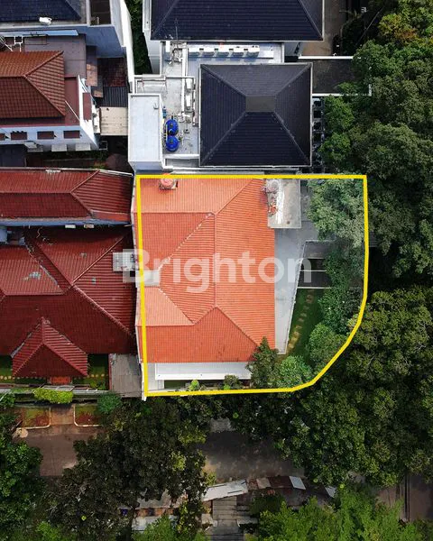 PAKUBUWONO .RUMAH BAGUS DI LOKASI PREMIUM JAKARTA DIJUAL SUPER MURAH