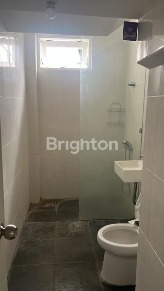 image RUMAH 2 LANTAI JL.NANGKA UTARA (4)