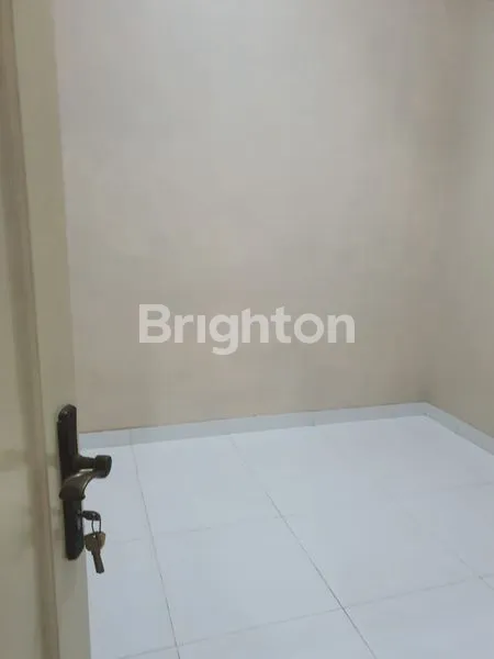 image RUMAH CANTIK DAN TERAWAT DI TANAH MAS SEMARANG (7)