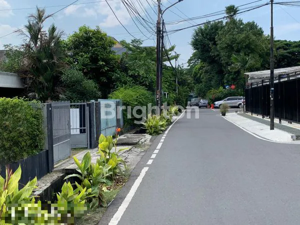 image RUMAH 2 LANTAI DI CIDENG, JAKARTA PUSAT (7)