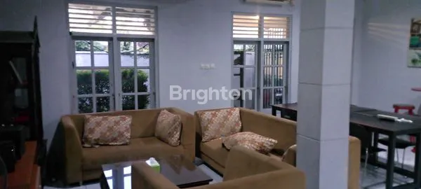 image RUMAH MEWAH FULLY FURNISHED DEKAT KERATON & MALIOBORO YOGYAKARTA (5)