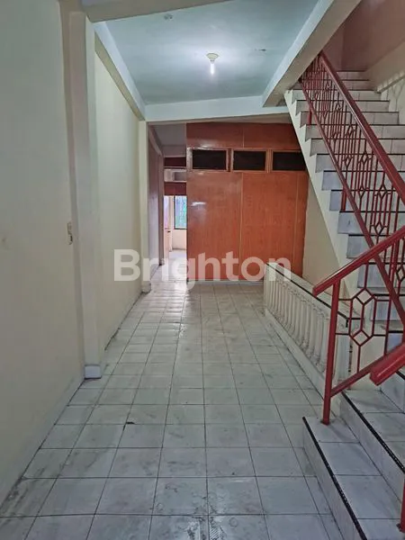 image RUKO 3.5 LANTAI STRATEGIS DI KATAMSO DEKAT SUZUYA SUPERMARKET (2)