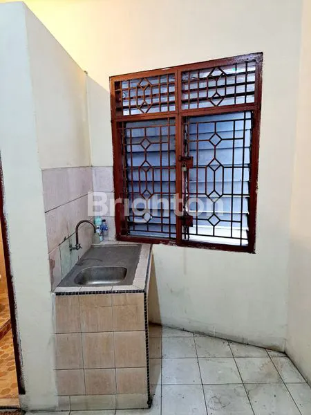 image RUKO 3.5 LANTAI STRATEGIS DI KATAMSO DEKAT SUZUYA SUPERMARKET (4)