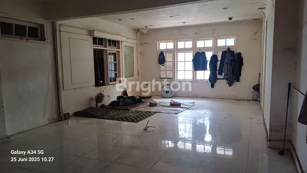 image RUMAH JOGLO DEKAT UNIVERSITAS DAN MALL JAKARTA BARAT (4)