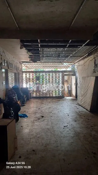 image RUMAH JOGLO DEKAT UNIVERSITAS DAN MALL JAKARTA BARAT (8)