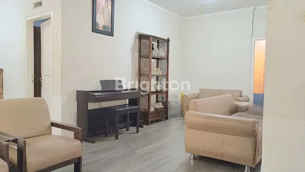 image DIJUAL RUMAH NYAMAN TERAWAT DAGO POJOK - BANDUNG (2)