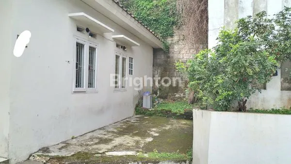 image DIJUAL RUMAH NYAMAN TERAWAT DAGO POJOK - BANDUNG (1)