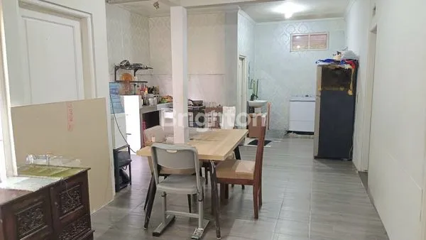 image DIJUAL RUMAH NYAMAN TERAWAT DAGO POJOK - BANDUNG (4)