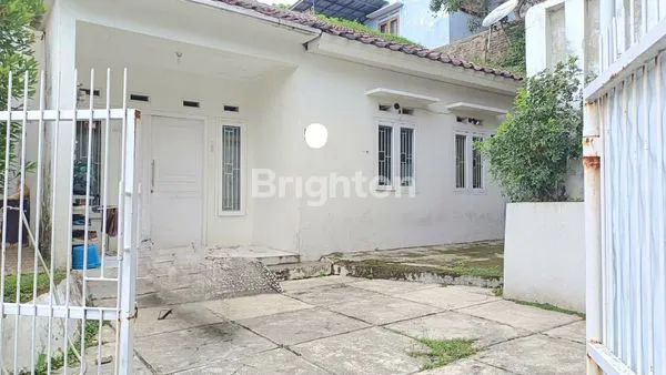 image DIJUAL RUMAH NYAMAN TERAWAT DAGO POJOK - BANDUNG (7)