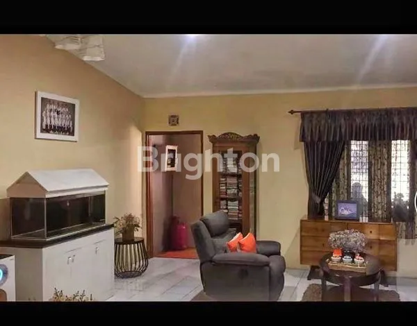 image RUMAH LUAS 211M² DI KOTAMAS CIMAHI - 4KT SIAP HUNI (3)