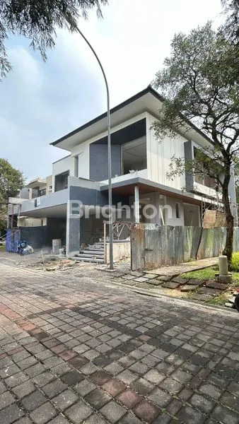 image RUMAH BARU MODERN BANGUNAN MANDIRI DI FORESTA BSD CITY, DEKAT DENGAN PRASETYA MULYA, IPEKA, JNY AEON MALL & PINTU TOLL BSD CITY (2)