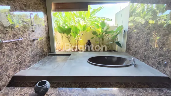 image LUXURY VILLA IN TUMBAK BAYUH AREA MODERN AND SPACIOUS (5)