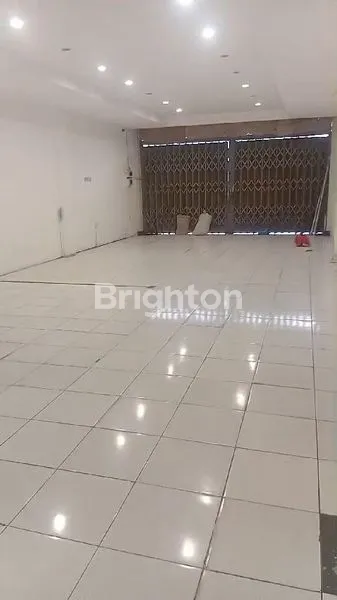 image RUKO 3 LANTAI STRATEGIS DI DUKUH KUPANG, SURABAYA BARAT (1)