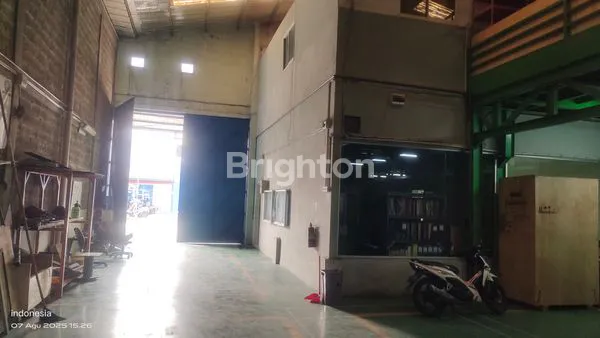 image GUDANG PREMIUM 666M² KAWASAN INDUSTRI MILLENNIUM CIKUPA - AKSES CONTAINER (4)