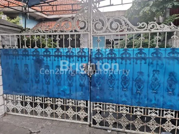 image RUMAH LAMA HITUNG TANAH DI RAYA RUNGKUT MADYA LOKASI STRATEGIS COCOK UTK USAHA  (1)
