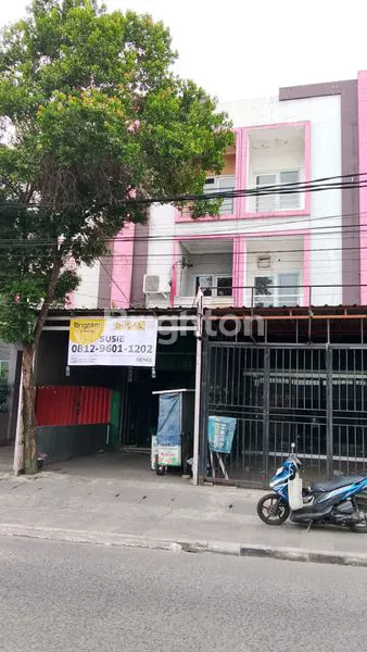 image RUKO 3.5 LANTAI PREMIUM LOKASI STRATEGIS DI CEMARA RAYA KARAWACI (1)