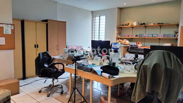 image JUAL RUKO 3,5 LANTAI DI JL. LENGKONG KECIL, BANDUNG (7)