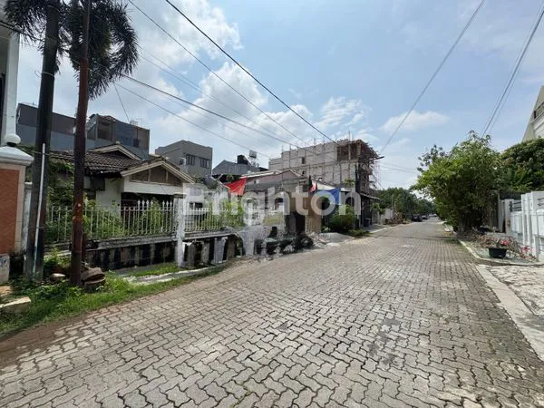 image RUMAH TUA HITUNG TANAH DI SUNTER (5)