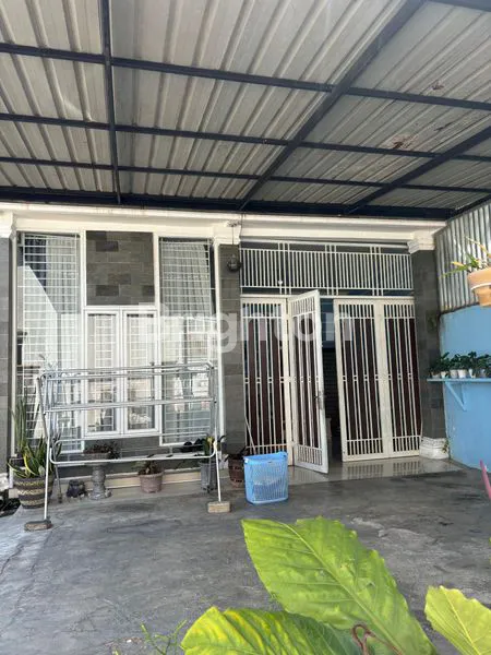 image RUMAH 1½TINGKAT DALAM KOMPLEK DENGAN POSISI HOOK DAN SIAP HUNI DI KOMPLEK SETIABUDI VISTA MEDAN (8)
