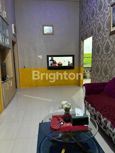image RUMAH 1½TINGKAT DALAM KOMPLEK DENGAN POSISI HOOK DAN SIAP HUNI DI KOMPLEK SETIABUDI VISTA MEDAN (4)