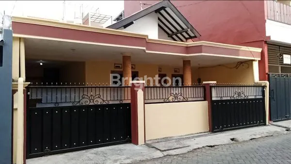 image RUMAH MEWAH 3KT FULL JATI DEKAT UMM & TERMINAL LANDUNGSARI (3)