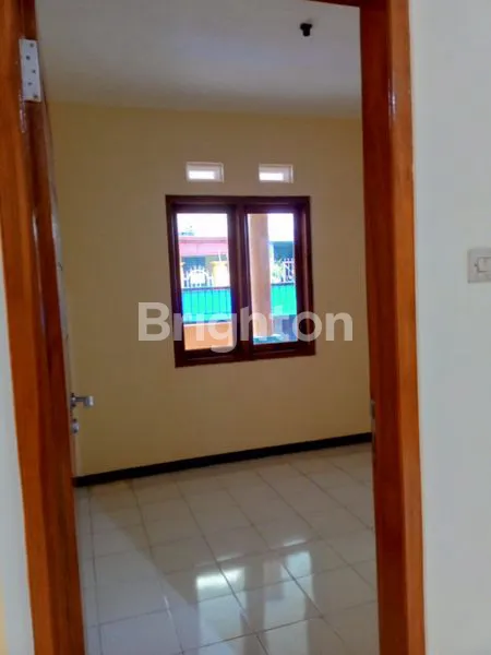 image RUMAH MEWAH 3KT FULL JATI DEKAT UMM & TERMINAL LANDUNGSARI (4)