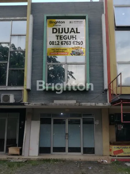 RUKO 2 LANTAI DI PASAR MODERN MUTIARA KARAWACI TANGERANG