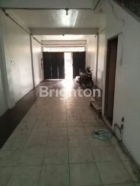 image RUKO ISTIMEWA 3 LANTAI PLUS LAHAN DAN RUANGAN PLUS TAMAN BELAKANG (6)