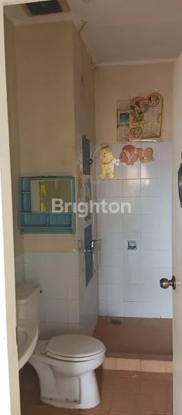 image RUMAH 2 LANTAI SIAP HUNI DEKAT UPH DAN 2 MENIT KE TOL TANGERANG DI TAMAN LEGIAN LIPPO KARAWACI (7)