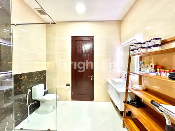 image VILLA MEWAH 2 LANTAI BERADA DI UNGASAN BALI (7)