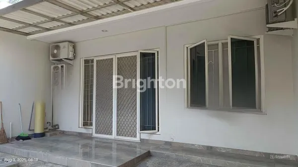 image RUMAH SIAP HUNI NIRWANA EKSEKUTIF DEKAT MERR (4)