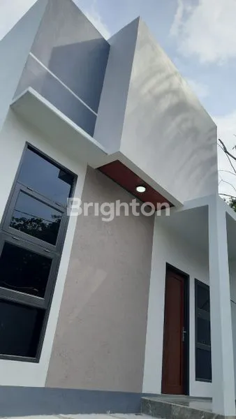 image HUNIAN MODERN 60M² DI SAMARINDA, TANAH LUAS 120M² (1)