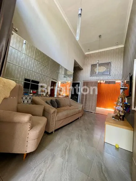 image RUMAH TERAWAT  1 LT FULL RENOVASI SELANGKAH KE ALUN ALUN KOTA BATU (7)
