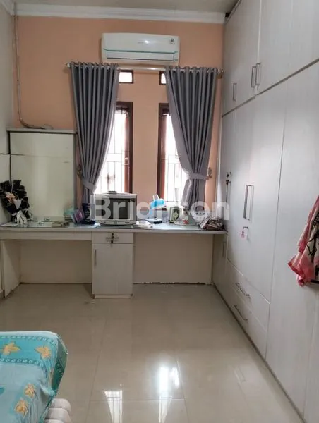 image HUNIAN MEWAH, LEBAR, BANYAK RUANGAN, COCOK UNTUK KELUARGA BESAR. JATIWARINGIN, PONDOK GEDE. BEKASI (3)