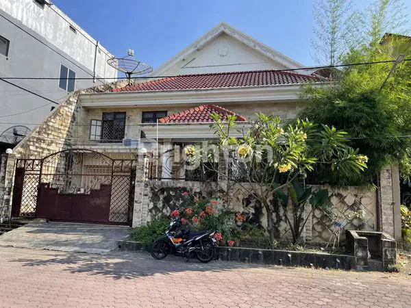 image RUMAH DI SIMPANG DARMO PERMAI UTARA LOKASI STRATEGIS  (1)