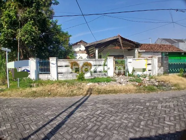 image RUMAH HITUNG TANAH DEKAT KAMPUS C UNAIR (1)