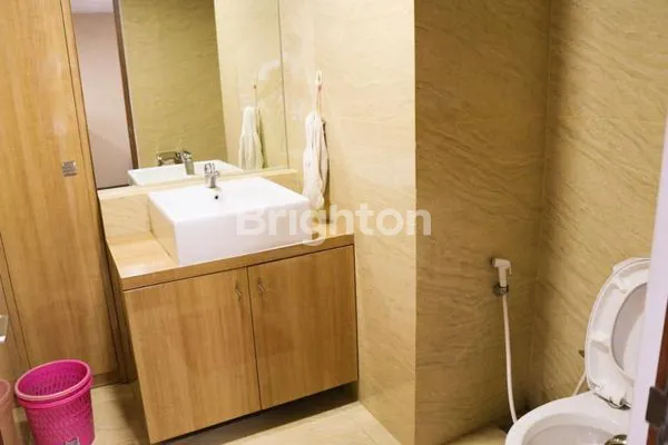 image KANTOR SOHO MEWAH APARTMENT MEZZANINE FULL FURNISH VIEW PATUNG PANCORAN LT 19 (3)